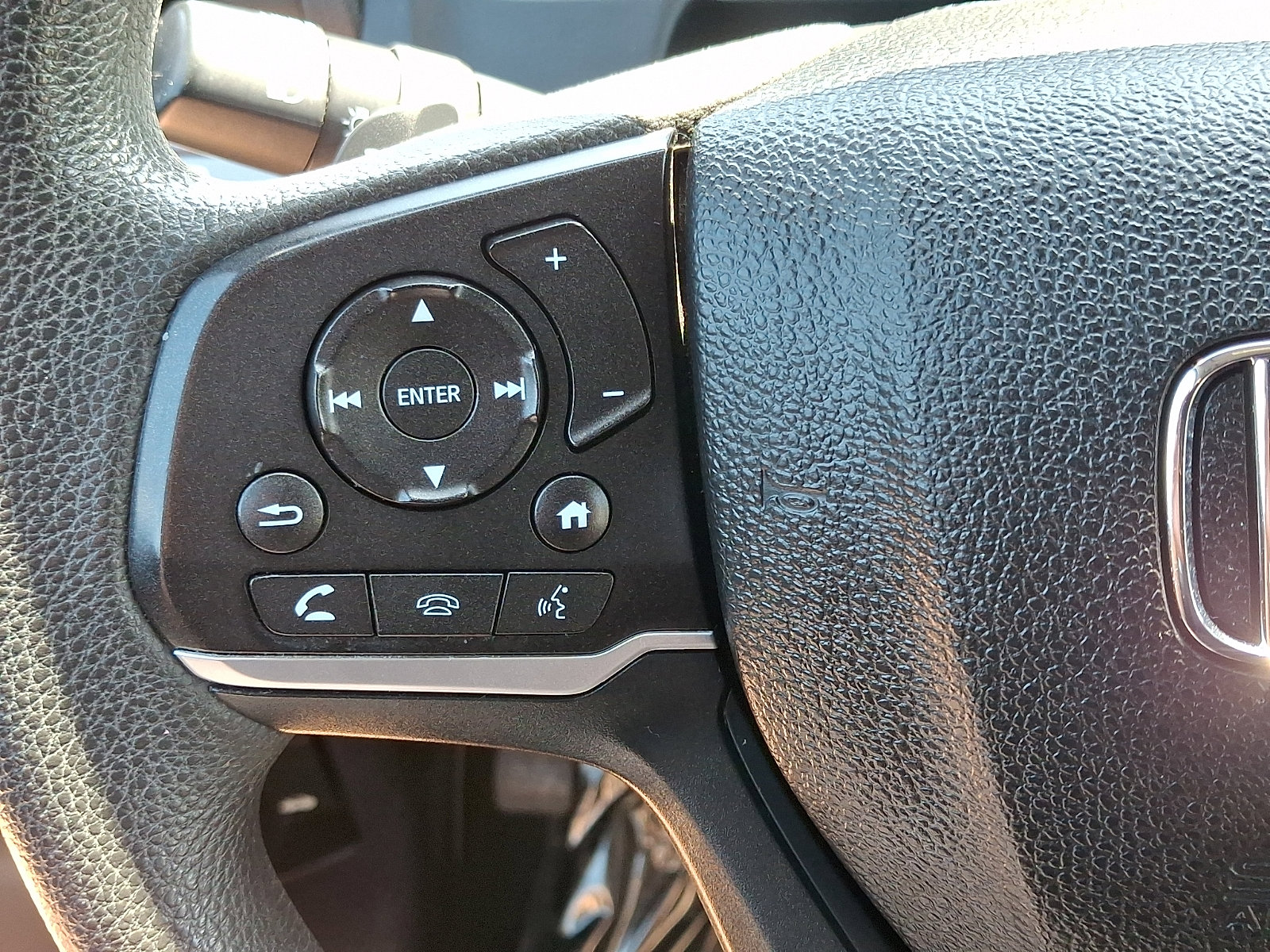 Used 2021 Honda Pilot EX image 21