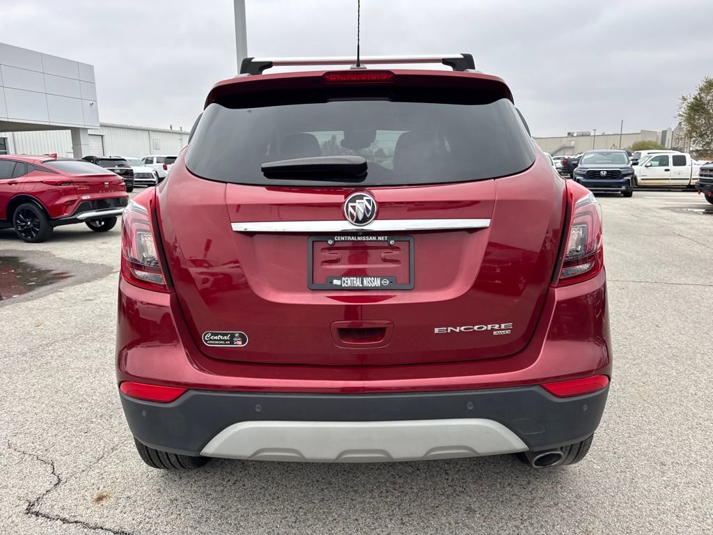 Used 2022 Buick Encore Preferred w/ Safety Package II image 4