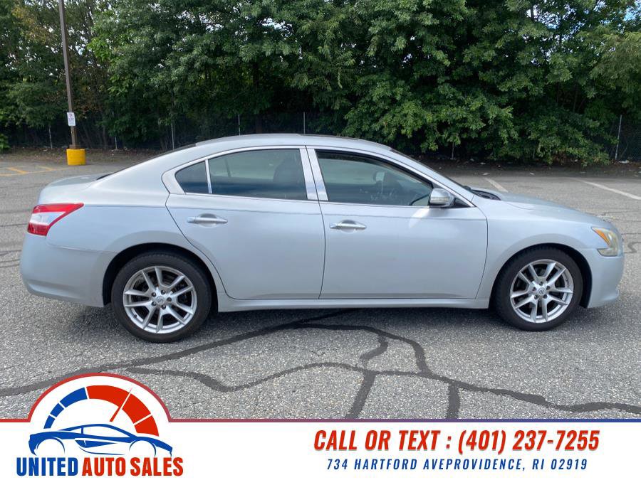 Used 2011 Nissan Maxima 3.5 S image 6