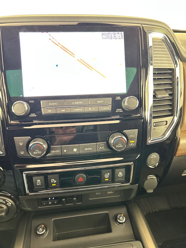 Used 2024 Nissan Titan Platinum Reserve w/ Moonroof Package AWD/4WD image 15