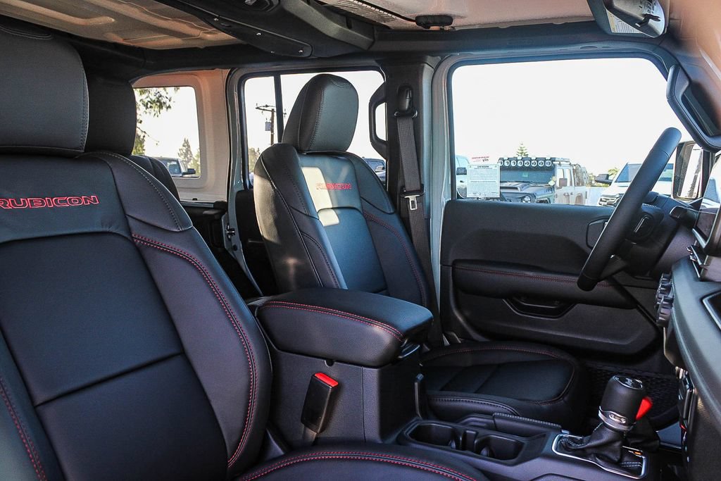 New 2026 Jeep Wrangler Unlimited Rubicon AWD/4WD image 16