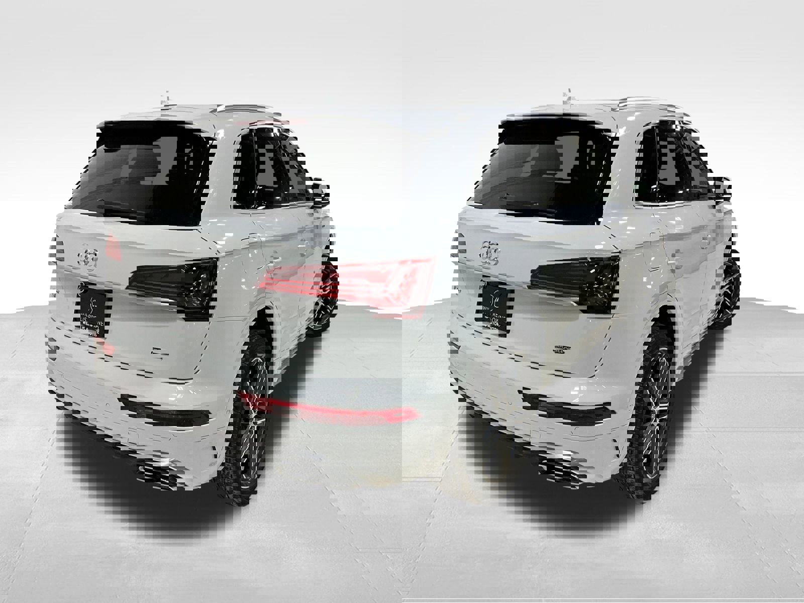 Used 2022 Audi Q5 e Prestige image 11