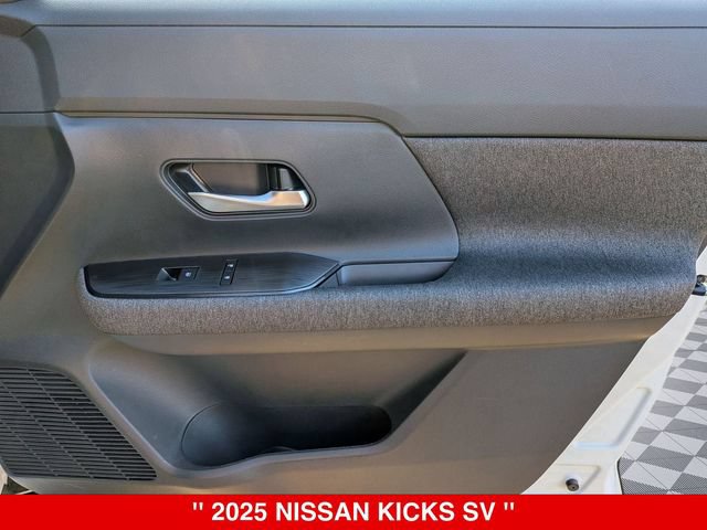 Certified 2025 Nissan Kicks SV AWD/4WD image 33