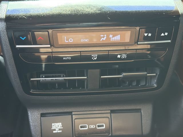 Used 2022 Acura MDX FWD w/ Technology Package image 15