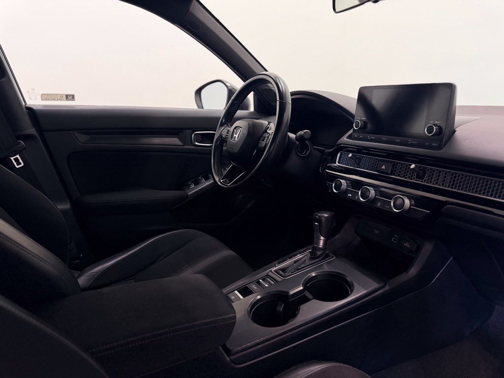 Used 2022 Honda Civic Sport image 16