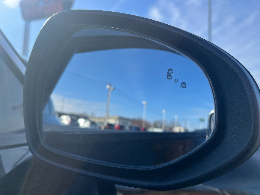 Used 2021 Kia K5 LXS image 14