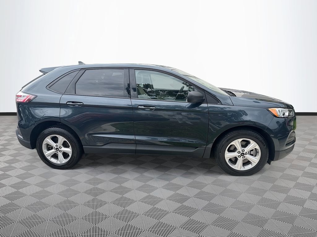 Used 2023 Ford Edge SE AWD/4WD image 5