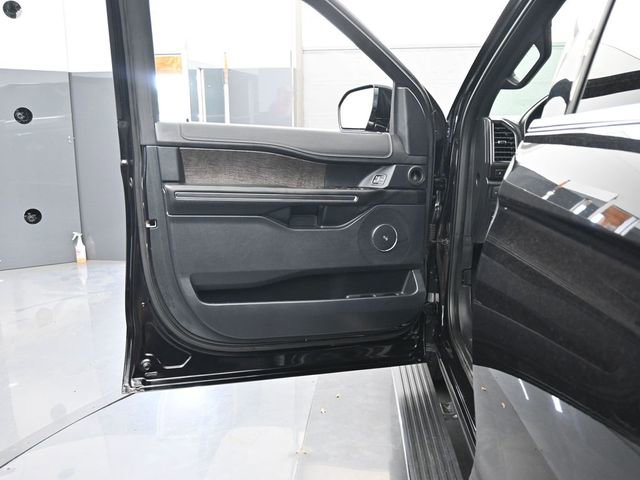 Used 2019 Ford Expedition Max Limited AWD/4WD image 12
