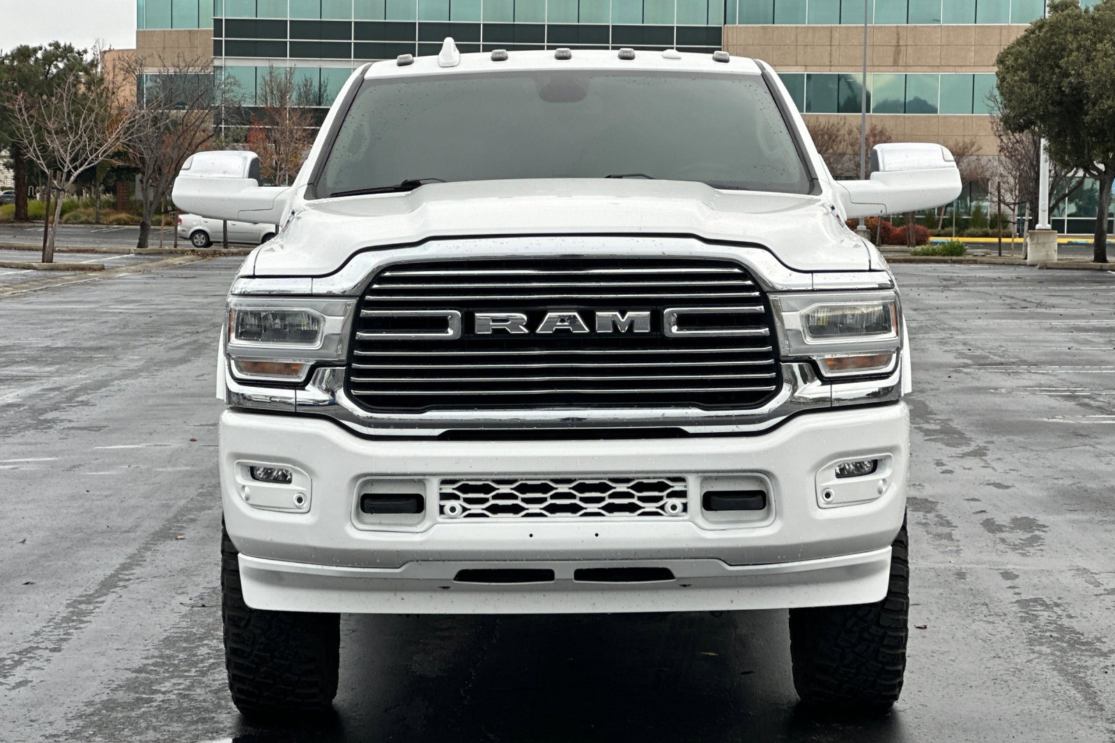 Used 2022 RAM 3500 Laramie image 9
