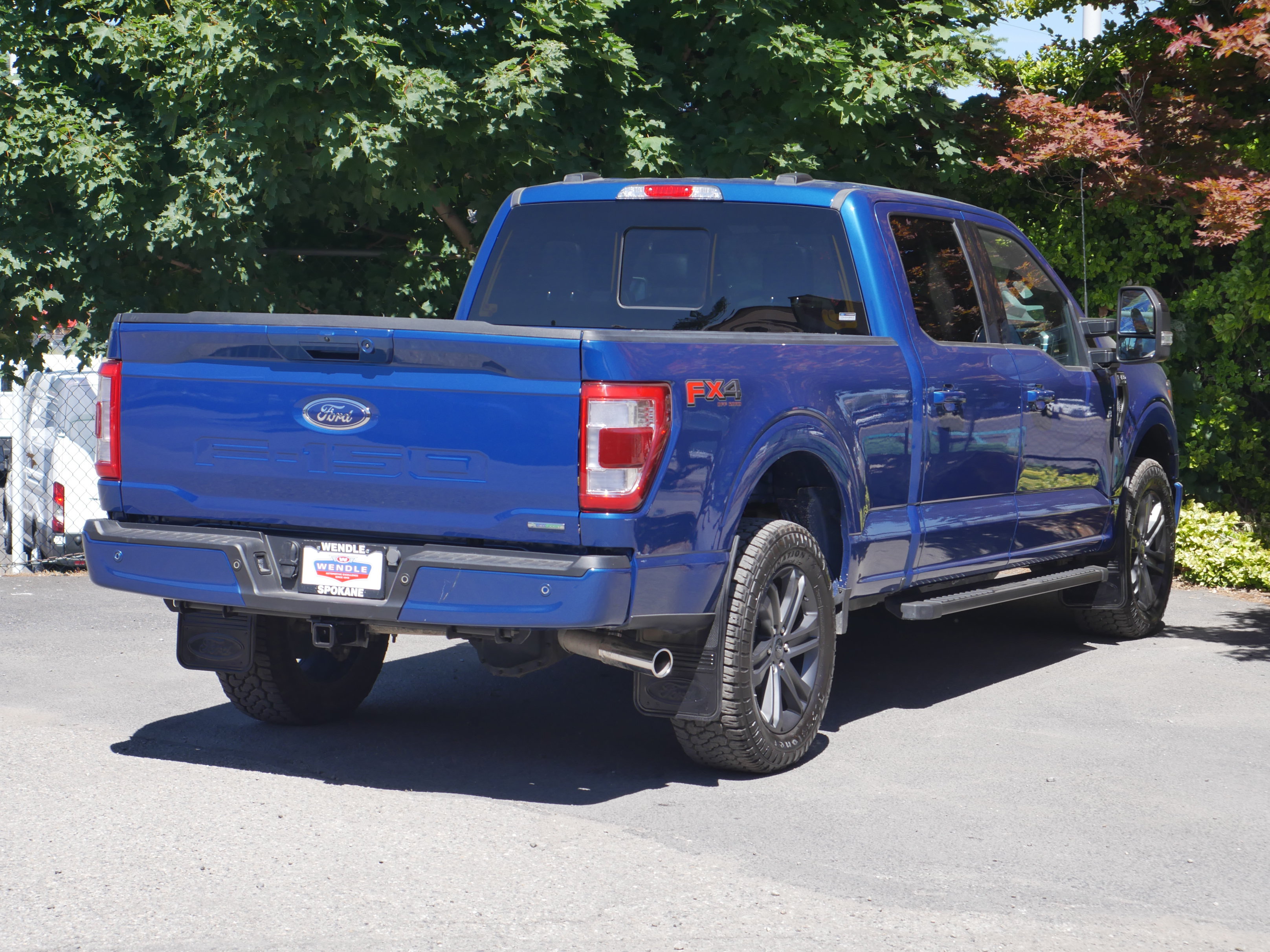 Used 2023 Ford F150 Lariat w/ FX4 Off-Road Package AWD/4WD image 28