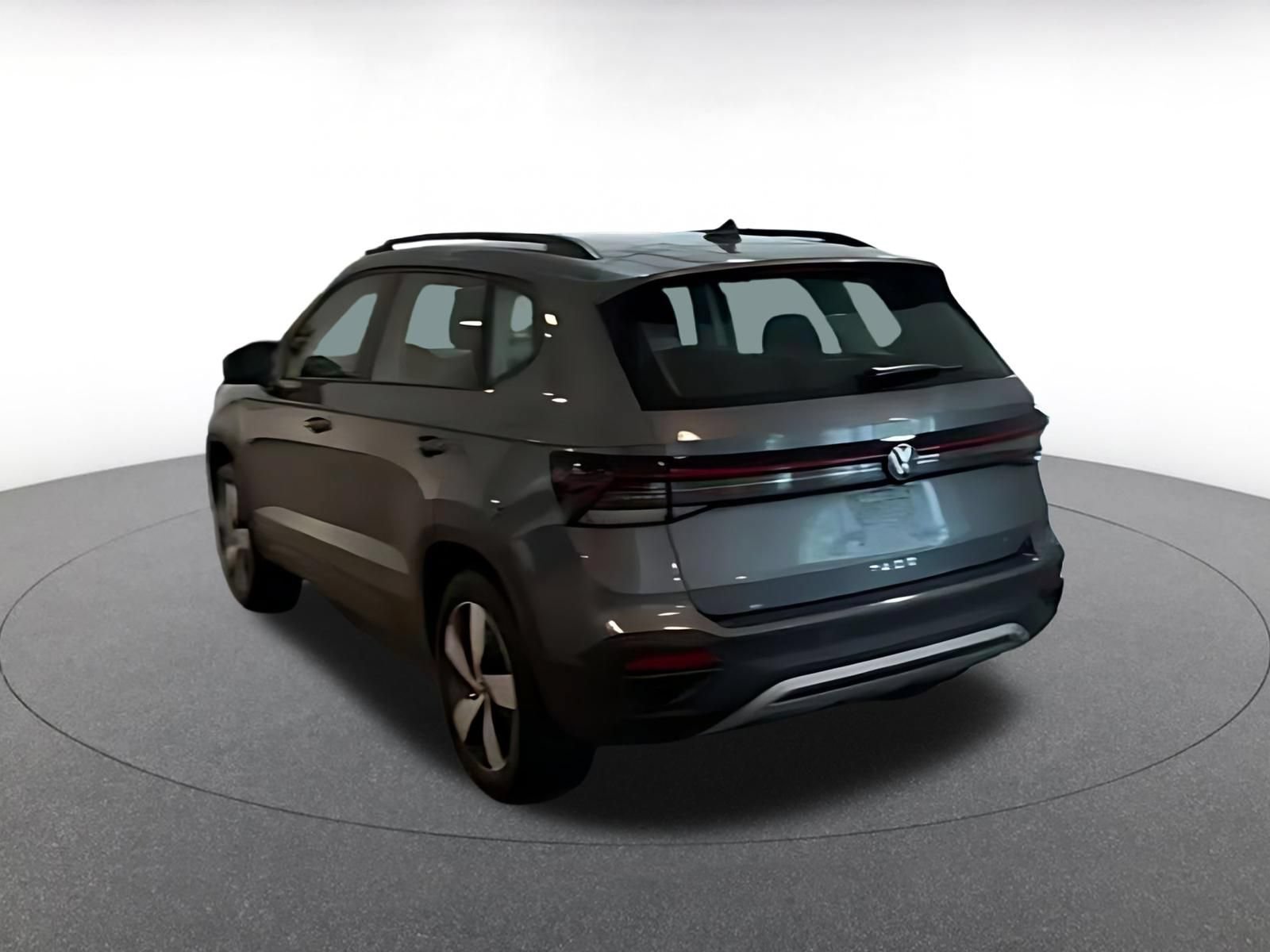Used 2026 Volkswagen Taos S AWD/4WD image 15