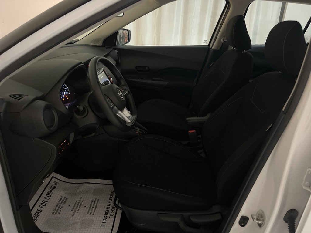 Used 2022 Nissan Kicks S image 23