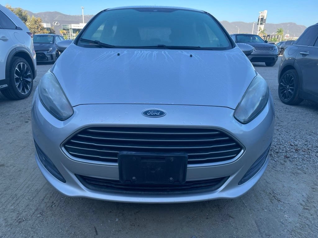 Used 2014 Ford Fiesta SE FWD image 3