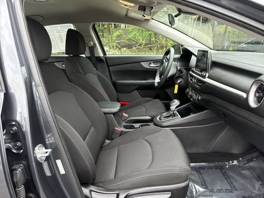 Used 2021 Kia Forte Sedan FWD image 24