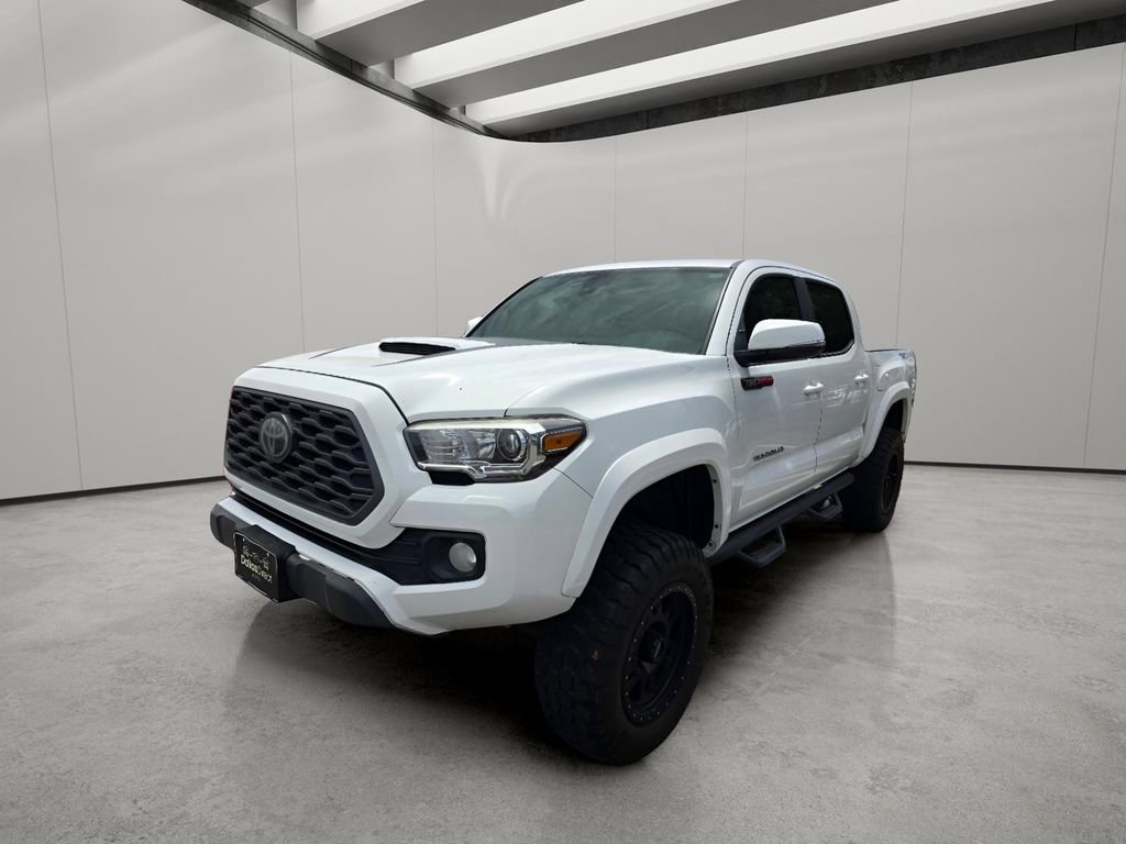 Used 2020 Toyota Tacoma TRD Sport w/ Technology Package AWD/4WD image 2