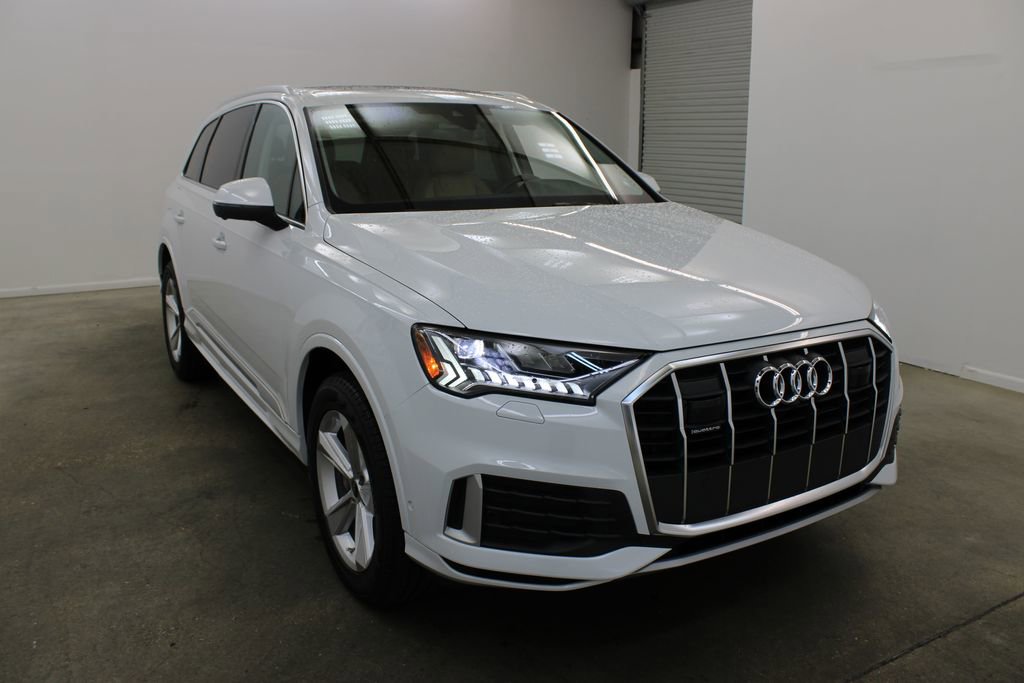 Used 2023 Audi Q7 2.0T Premium Plus w/ Premium Plus Package AWD/4WD image 6