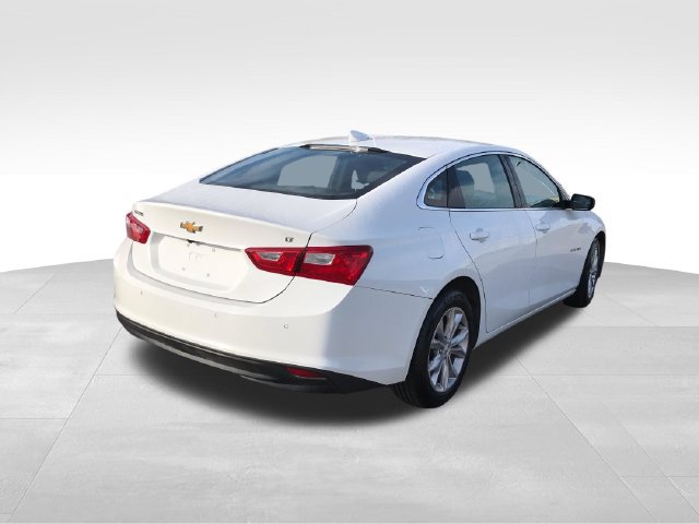 Used 2024 Chevrolet Malibu LT FWD image 2