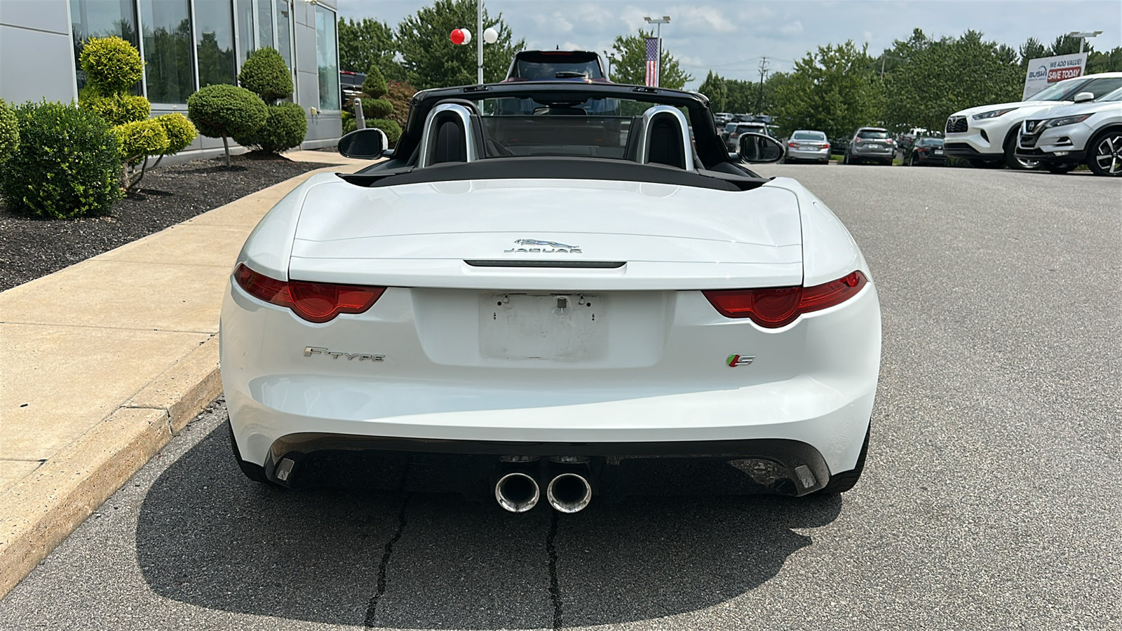 Used 2015 Jaguar F-TYPE S RWD image 8