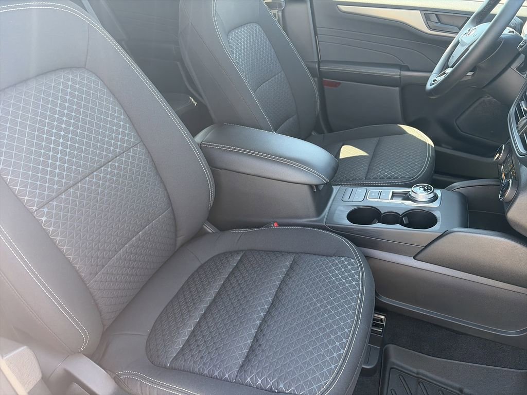 Used 2024 Ford Escape Active AWD/4WD image 33