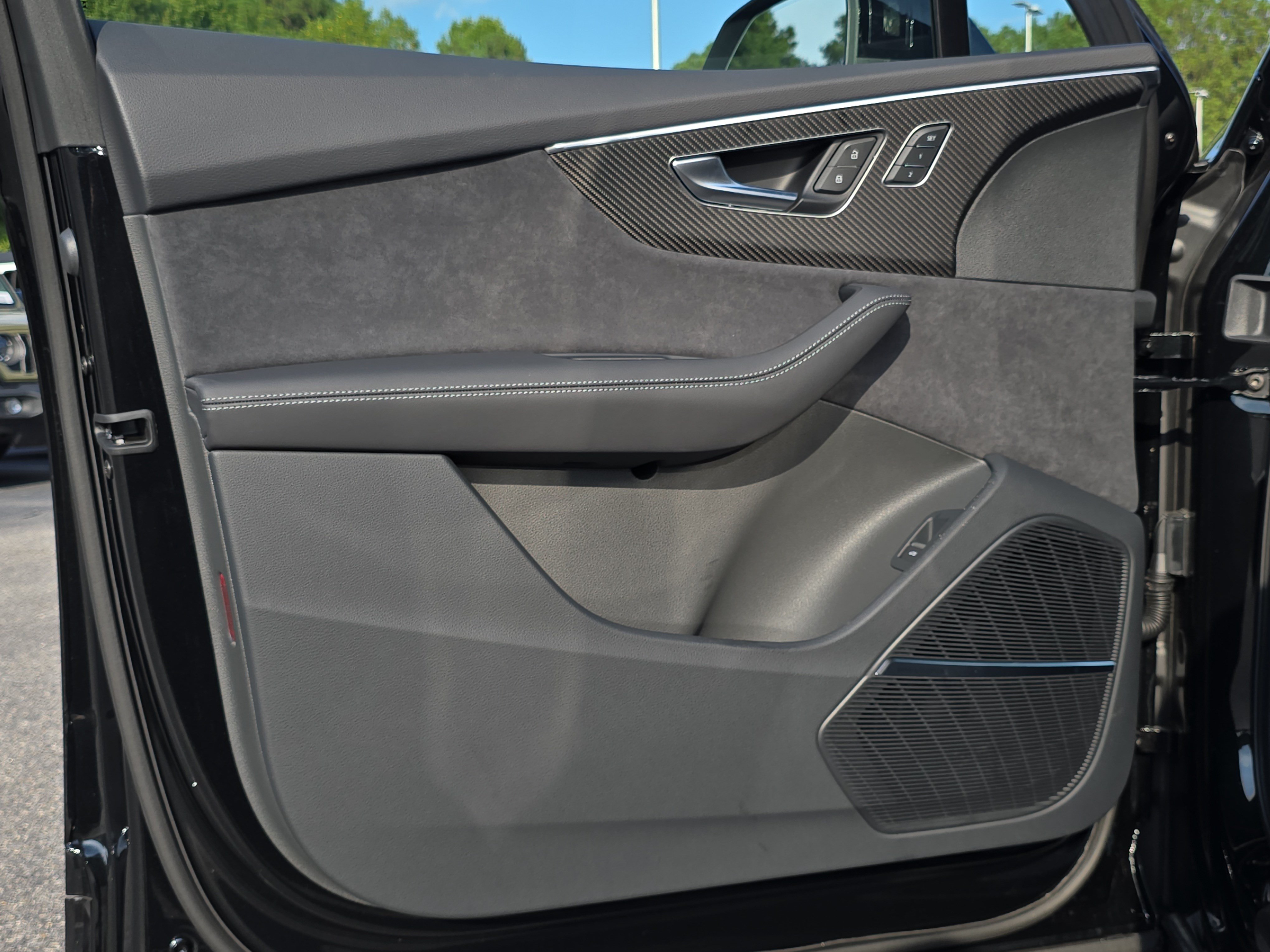 New 2026 Audi SQ7 Premium Plus AWD/4WD image 29