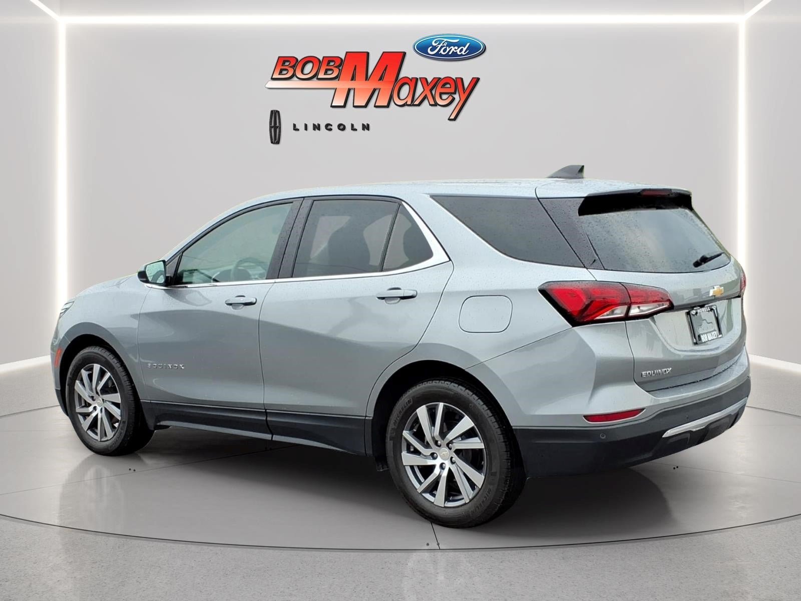 Used 2024 Chevrolet Equinox LT FWD image 7