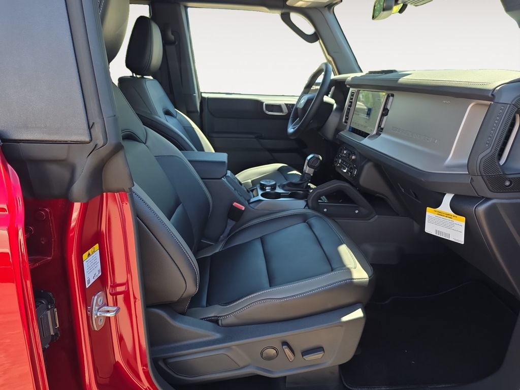 New 2026 Ford Bronco Outer Banks w/ Sasquatch Package AWD/4WD image 10