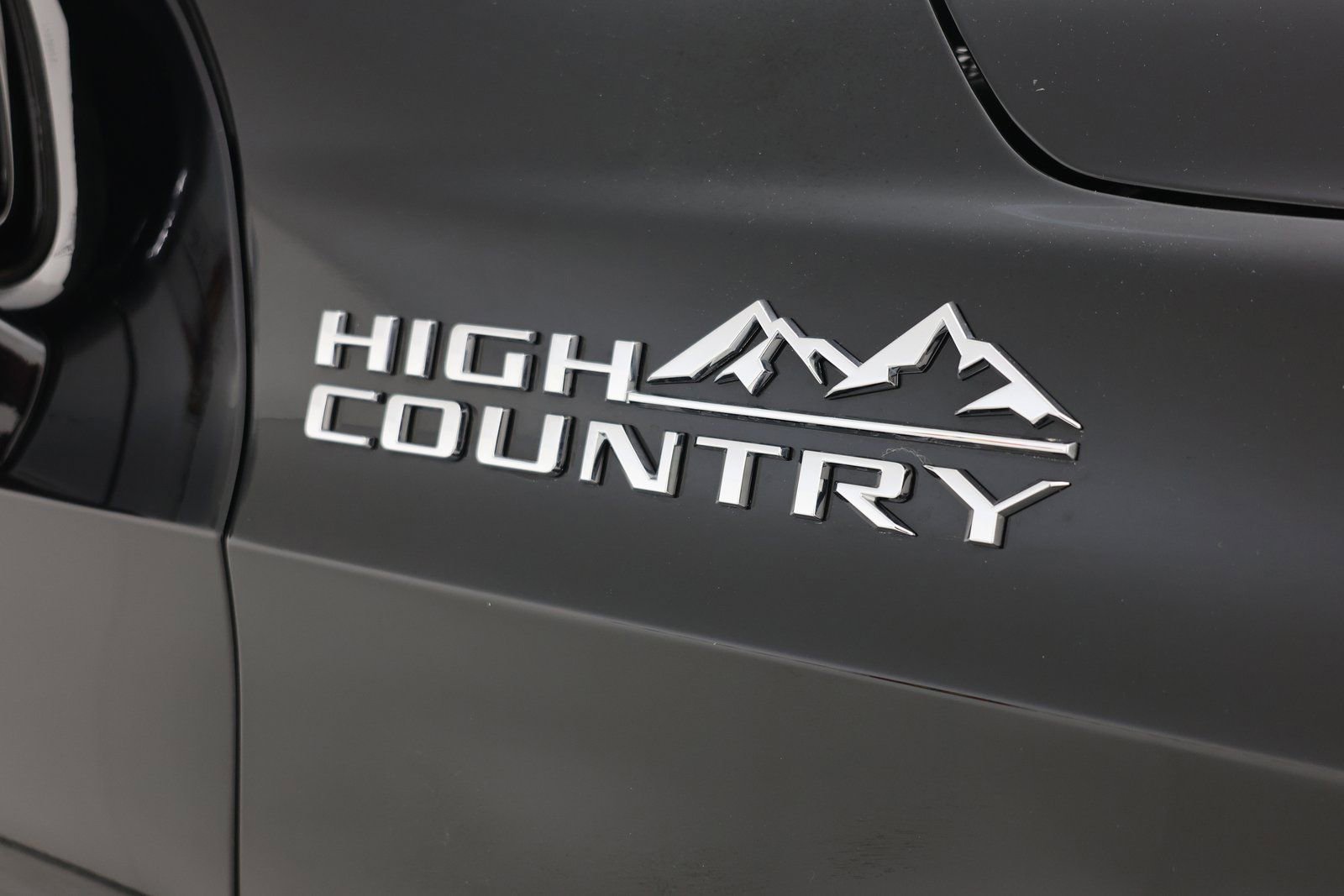 Used 2024 Chevrolet Tahoe High Country image 17