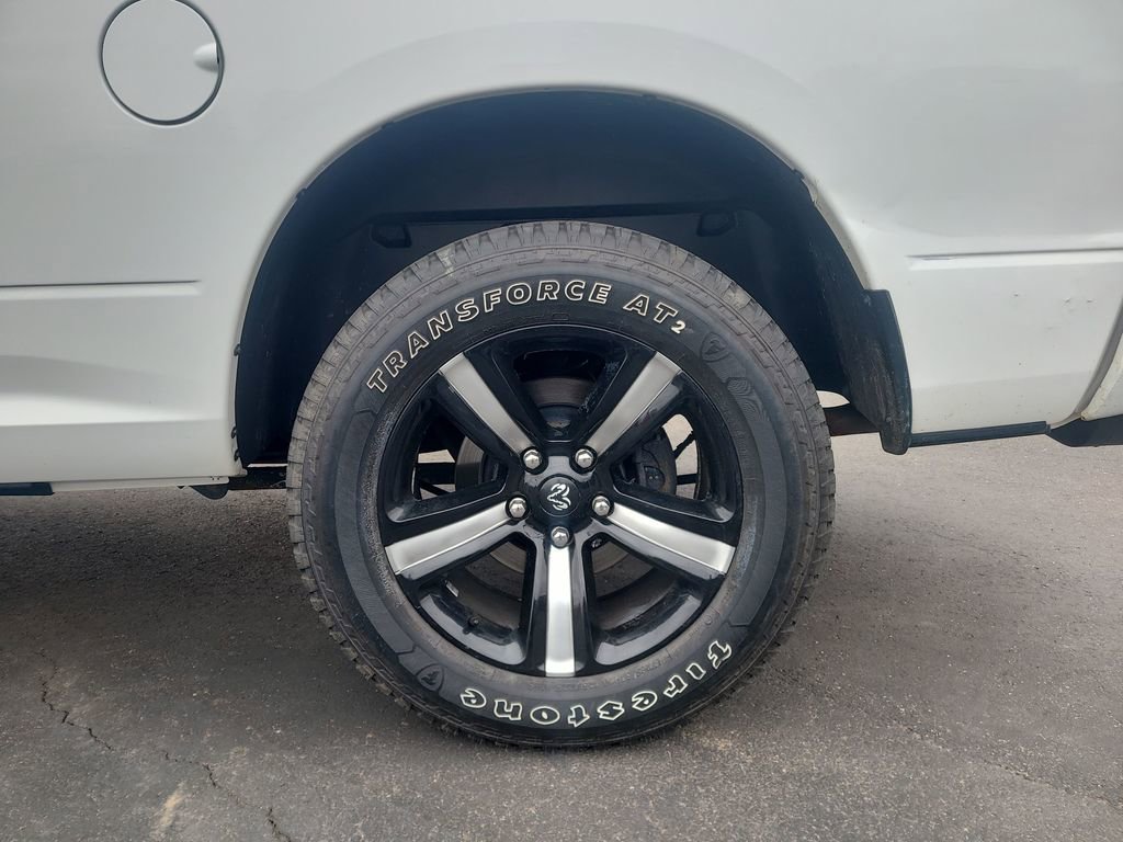 Used 2019 RAM 1500 Express w/ Express Value Package AWD/4WD image 15
