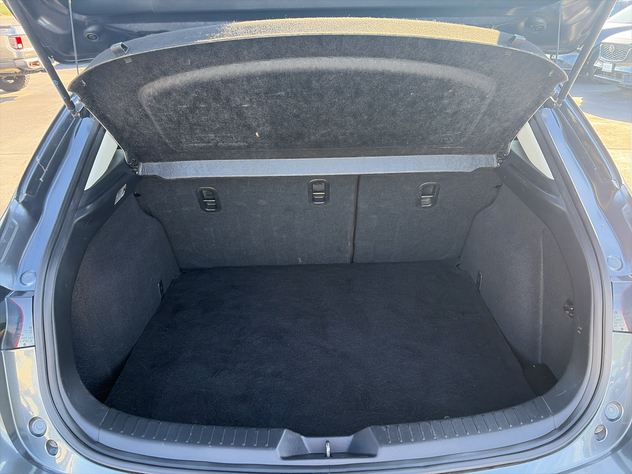 Used 2014 MAZDA MAZDA3 i Touring FWD image 14