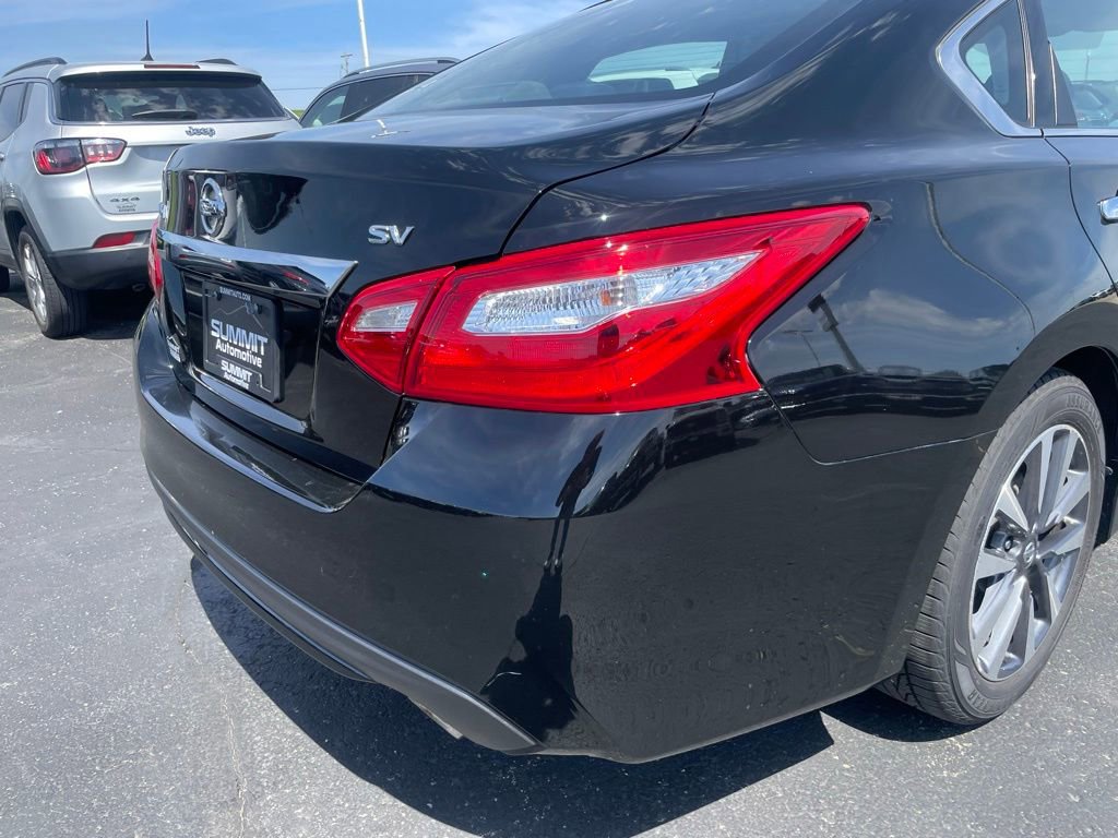 Used 2017 Nissan Altima 2.5 SV FWD image 26