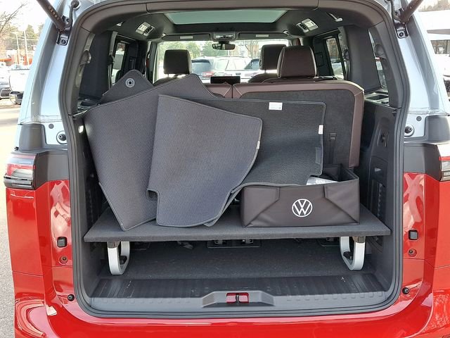 Used 2025 Volkswagen ID. Buzz Pro S Plus image 37