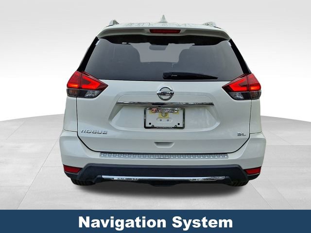 Used 2017 Nissan Rogue SL image 6