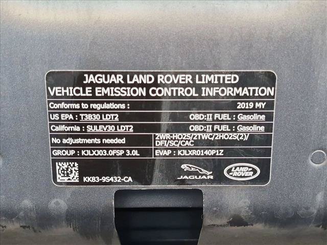 Used 2019 Land Rover Range Rover Velar R-Dynamic SE AWD/4WD image 28