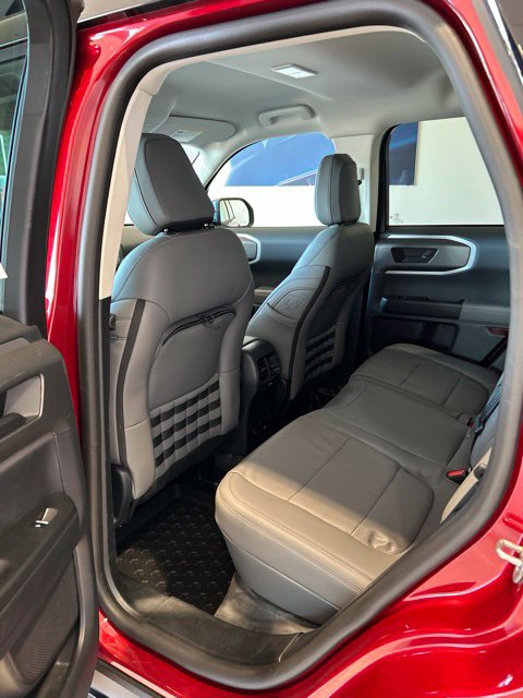 Used 2025 Ford Bronco Sport Badlands AWD/4WD image 12