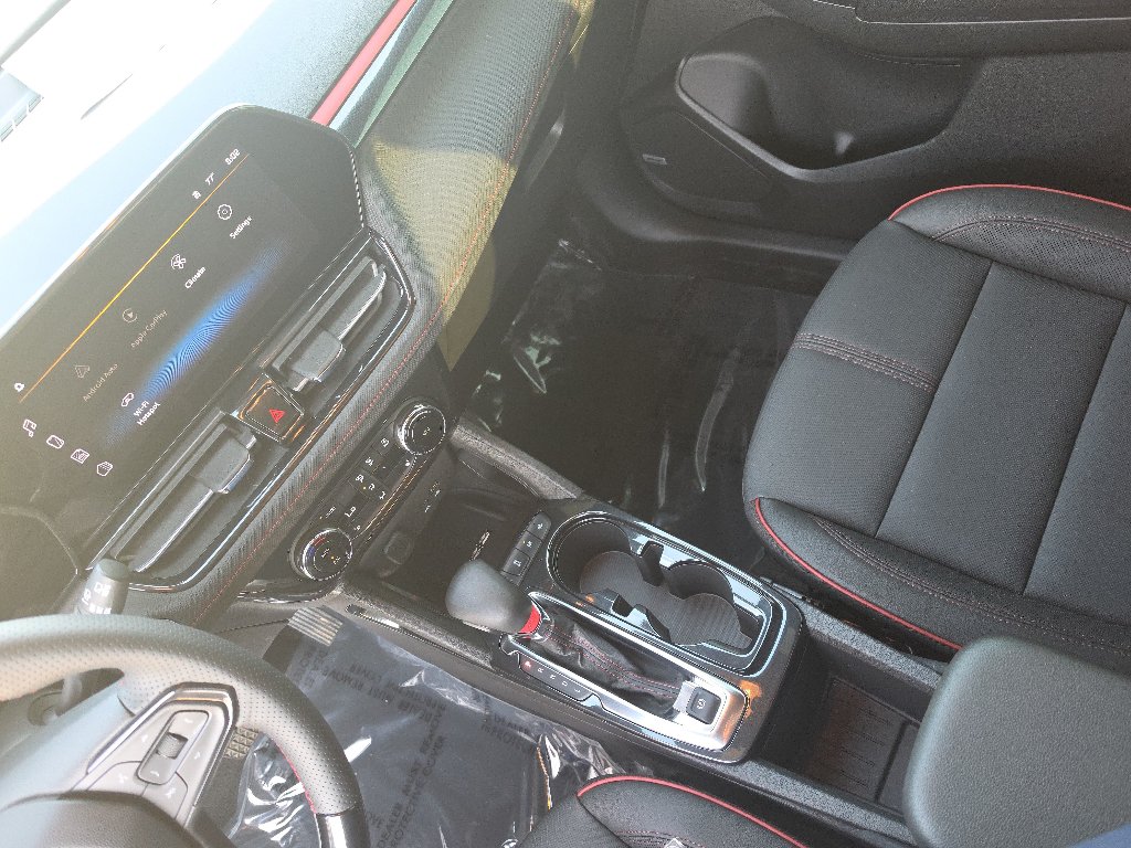 Used 2024 Chevrolet TrailBlazer RS w/ Convenience Package FWD image 10