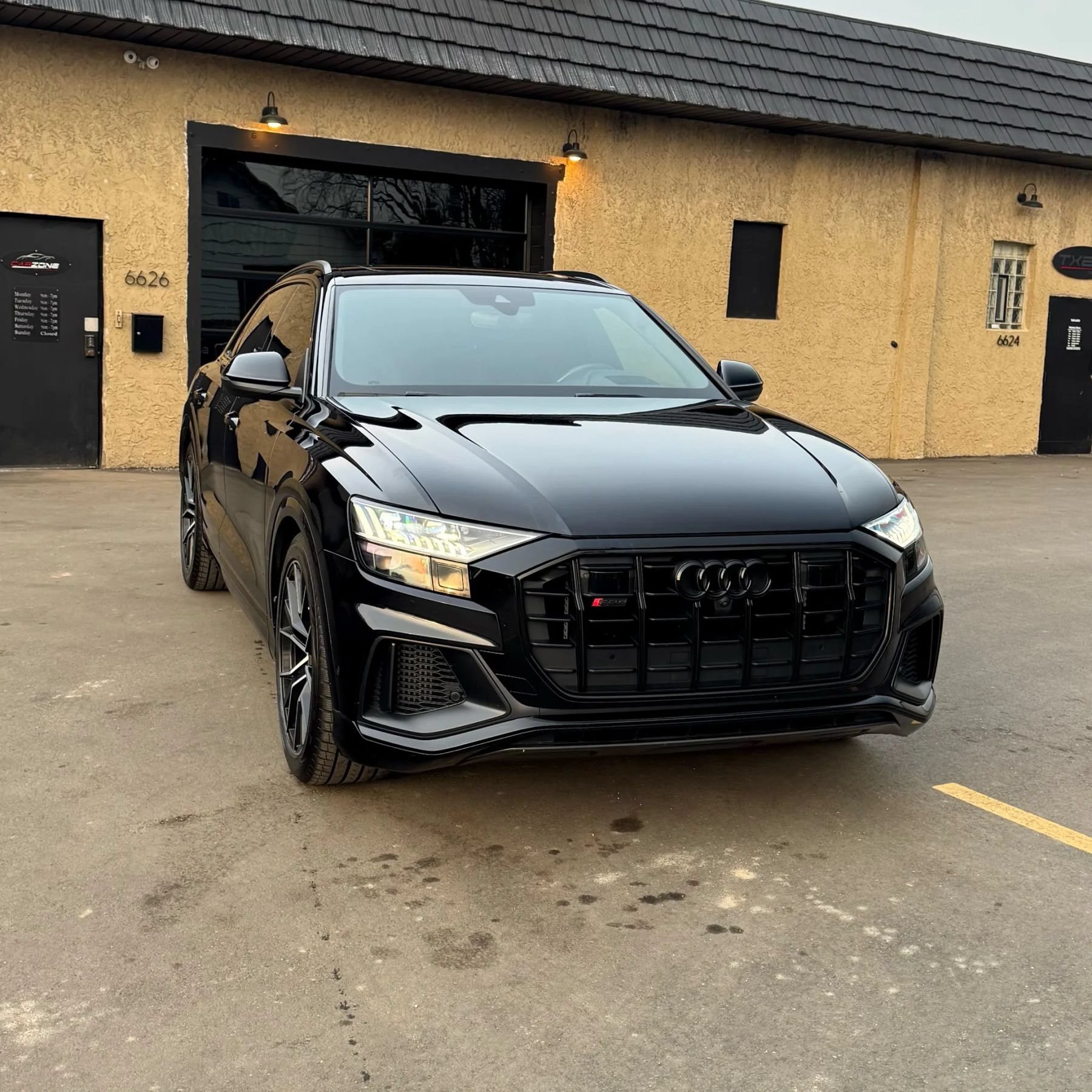 Used 2021 Audi SQ8 Prestige AWD/4WD image 5