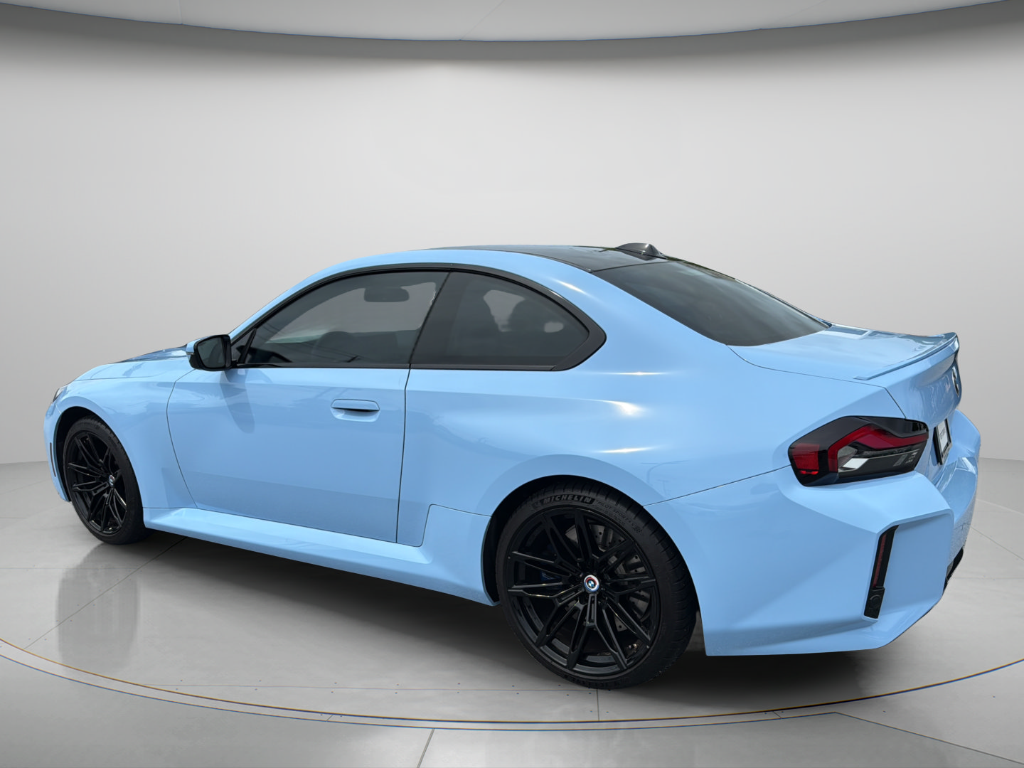 Used 2024 BMW M2 w/ Lighting Package RWD image 3
