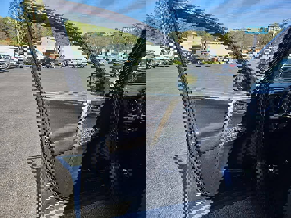 Used 2015 Toyota RAV4 XLE w/ Outdoor Package image 15