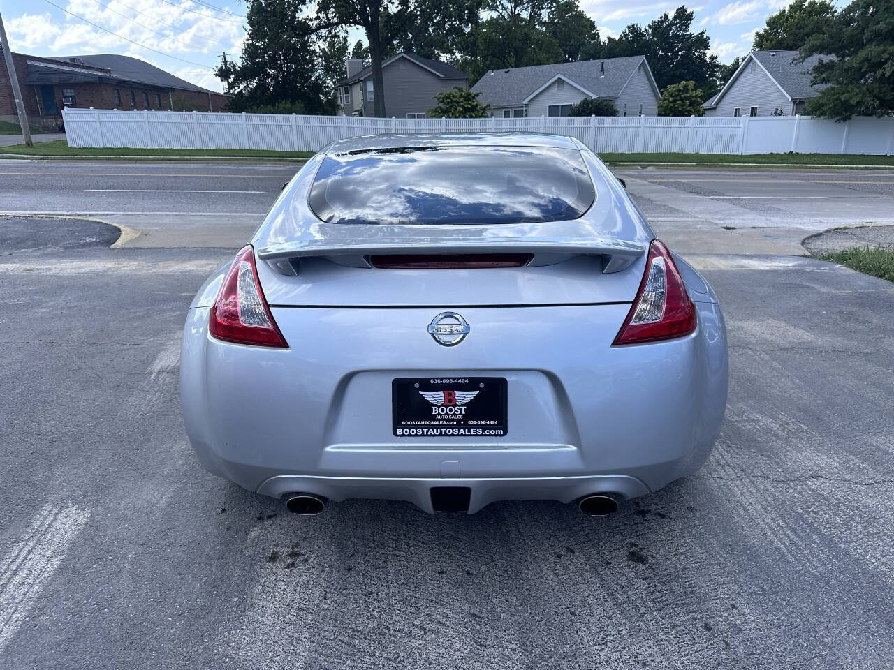 Used 2009 Nissan 370Z Coupe w/ Sport Pkg RWD image 6