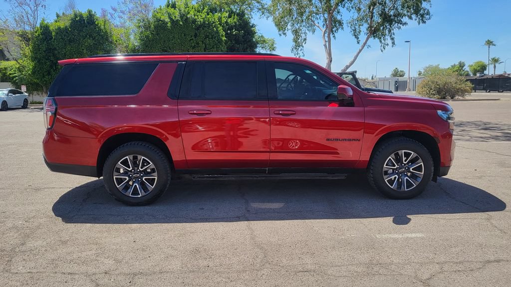 Used 2021 Chevrolet Suburban RST w/ Rear Media and Nav Package AWD/4WD image 11