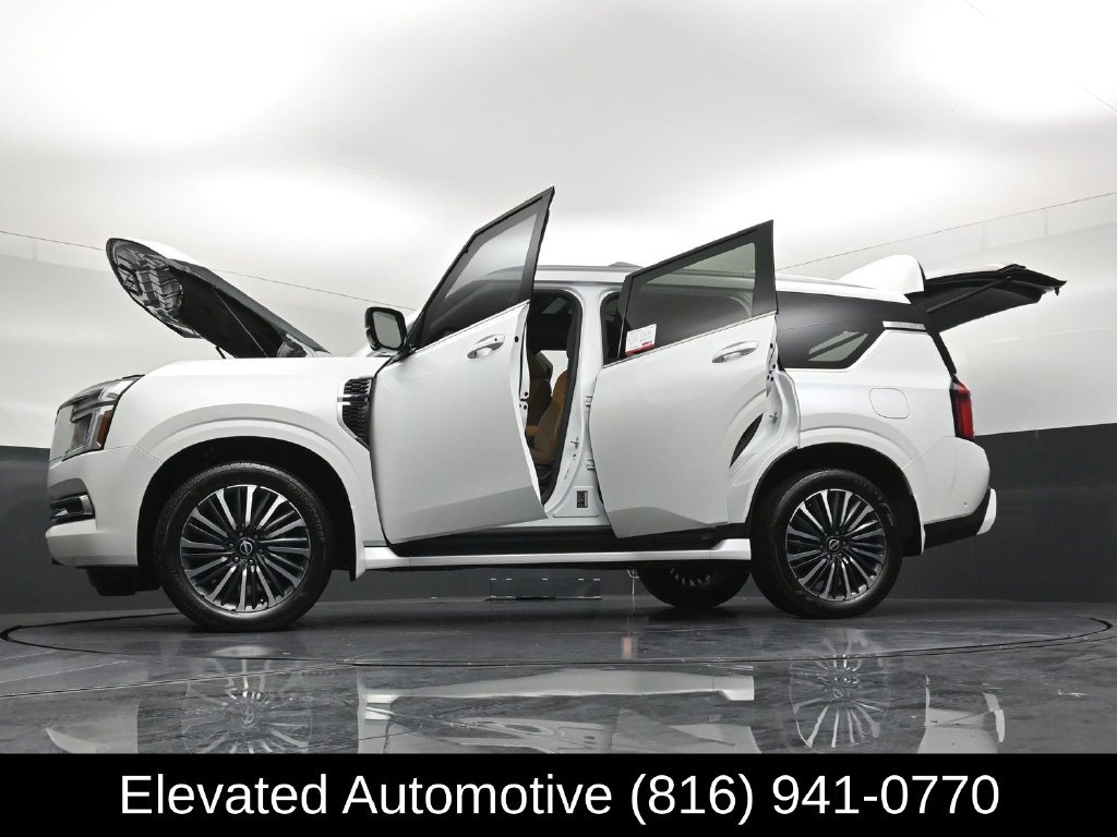 Used 2025 Nissan Armada Platinum Reserve AWD/4WD image 41
