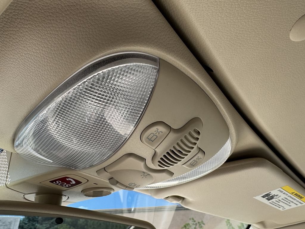Used 2009 Mercedes-Benz SL 550 image 26