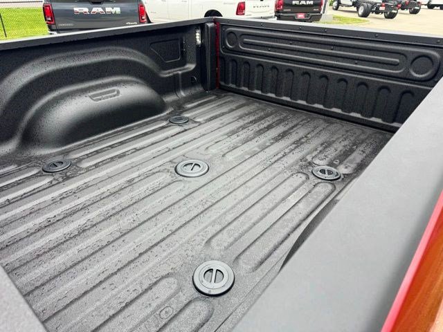 New 2026 RAM 2500 Laramie AWD/4WD image 34