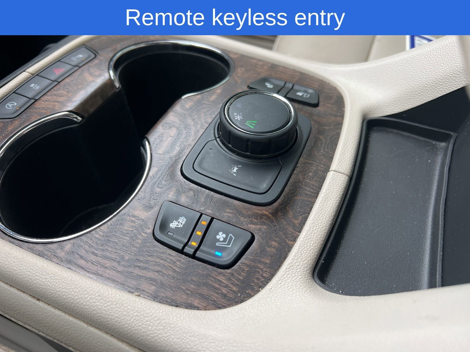 Used 2020 GMC Acadia Denali w/ Technology Package image 14