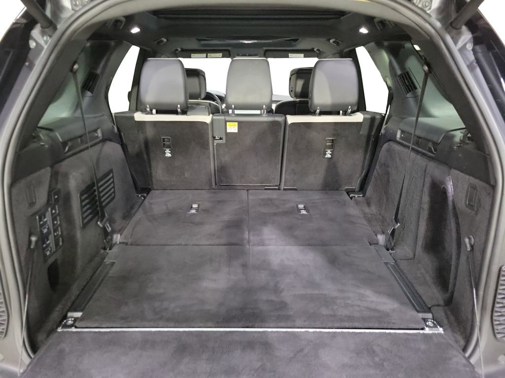 Used 2022 Land Rover Discovery HSE R-Dynamic image 29