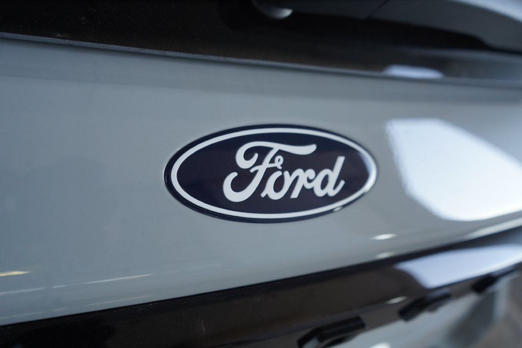 New 2027 Ford Explorer ST-Line w/ Premium Package RWD image 6