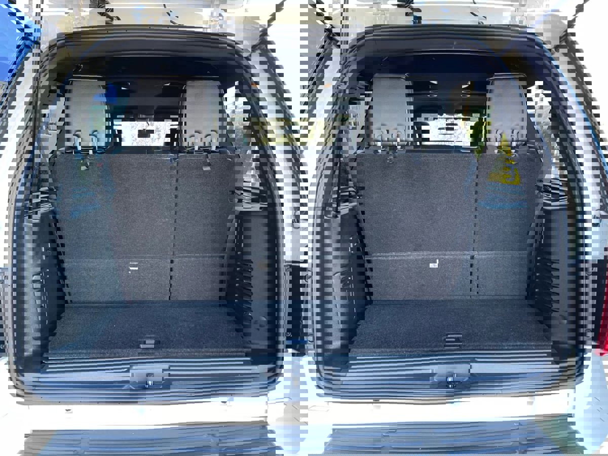 Used 2017 Ford Expedition XLT w/ Equipment Group 202A image 10