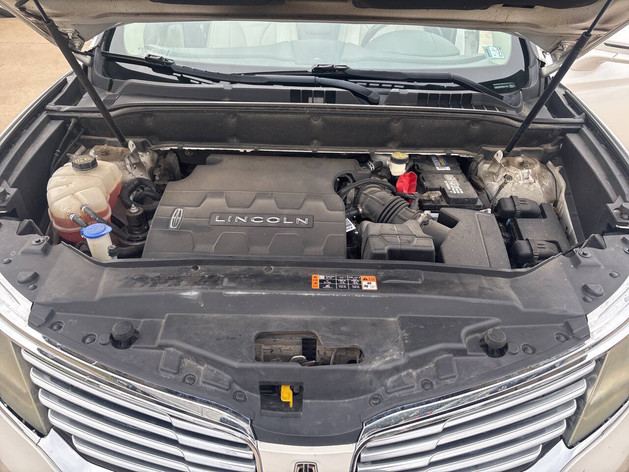 Used 2016 Lincoln MKX Select FWD image 27