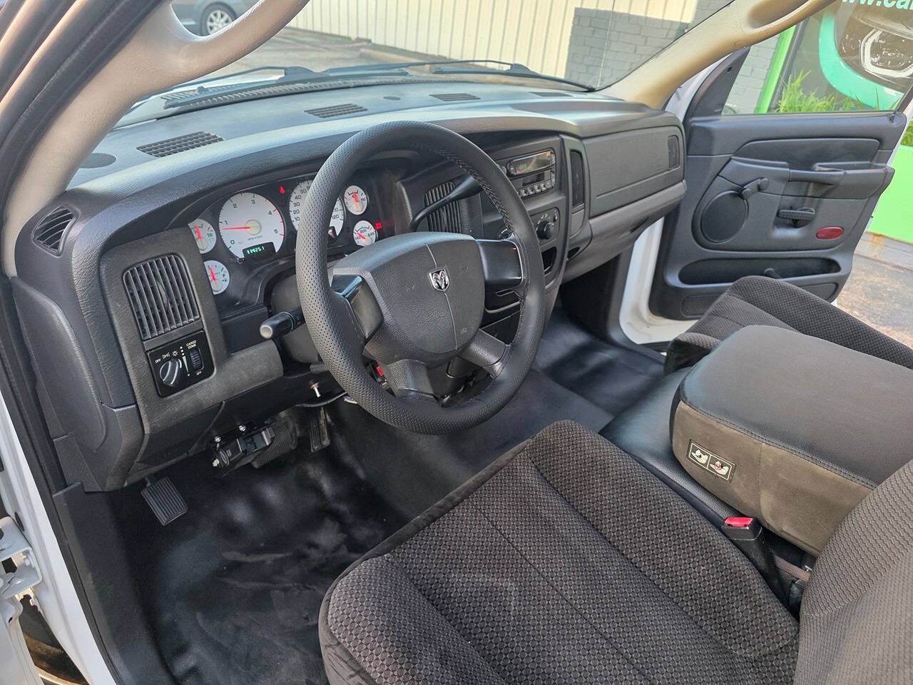 Used 2005 Dodge Ram 3500 Truck ST RWD image 16