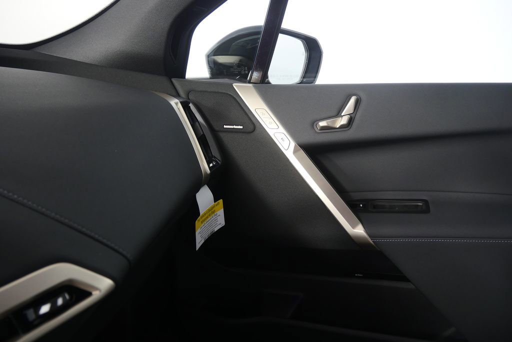 New 2026 BMW iX xDrive45 image 23